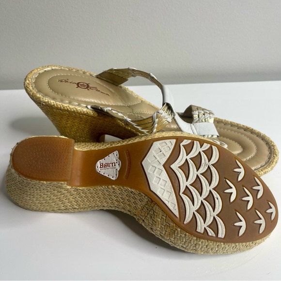 Born Crown Women’s Gold And White Wedge Sandals Size 10 - Picture 4 of 9